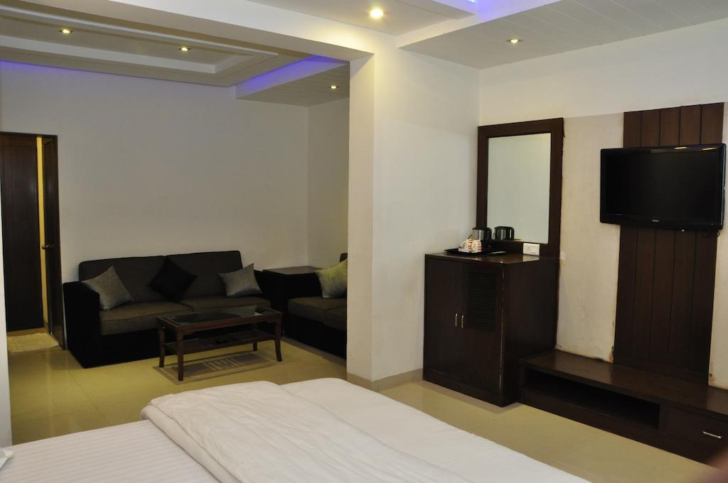 Hotel The Kamta Агра Экстерьер фото