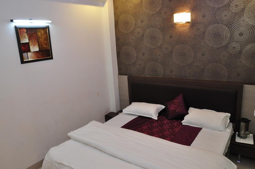 Hotel The Kamta Агра Экстерьер фото