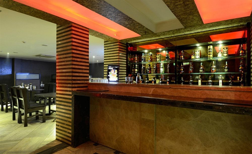 Hotel The Kamta Агра Экстерьер фото